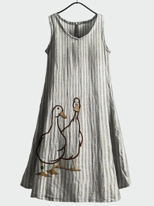 Vestido com casal de patinhos