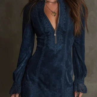 Brisa - Vestido Mini Delfine em Camurça com Renda