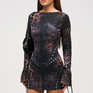 Chiara – Mini vestido em rede com estampa de leopardo