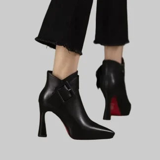 Moda Lusitana - Saltos Elegância Urbana