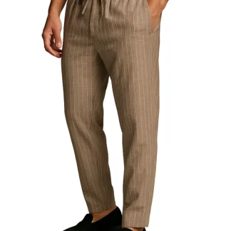 Calças de linho elegantes